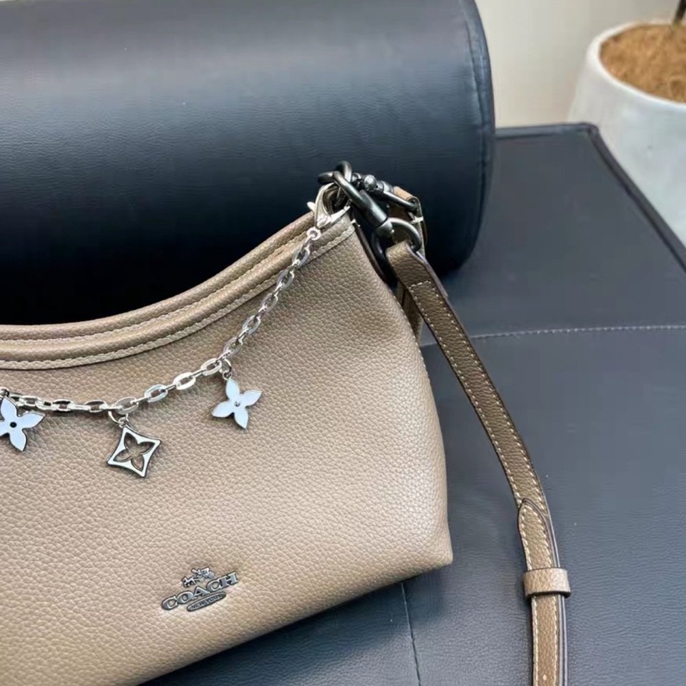 Coach bag - Picture 4 of 7